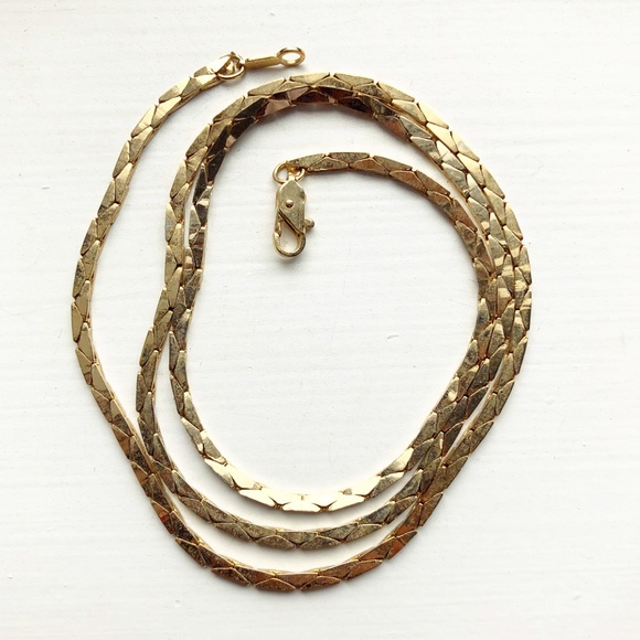 Gold Cobra Chain Necklace 
